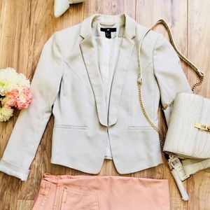 Light grey blazer
